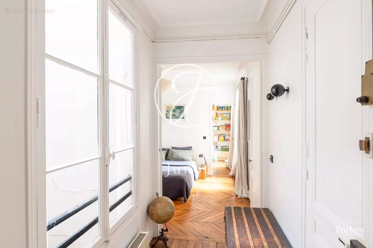 Appartement à PARIS-9E