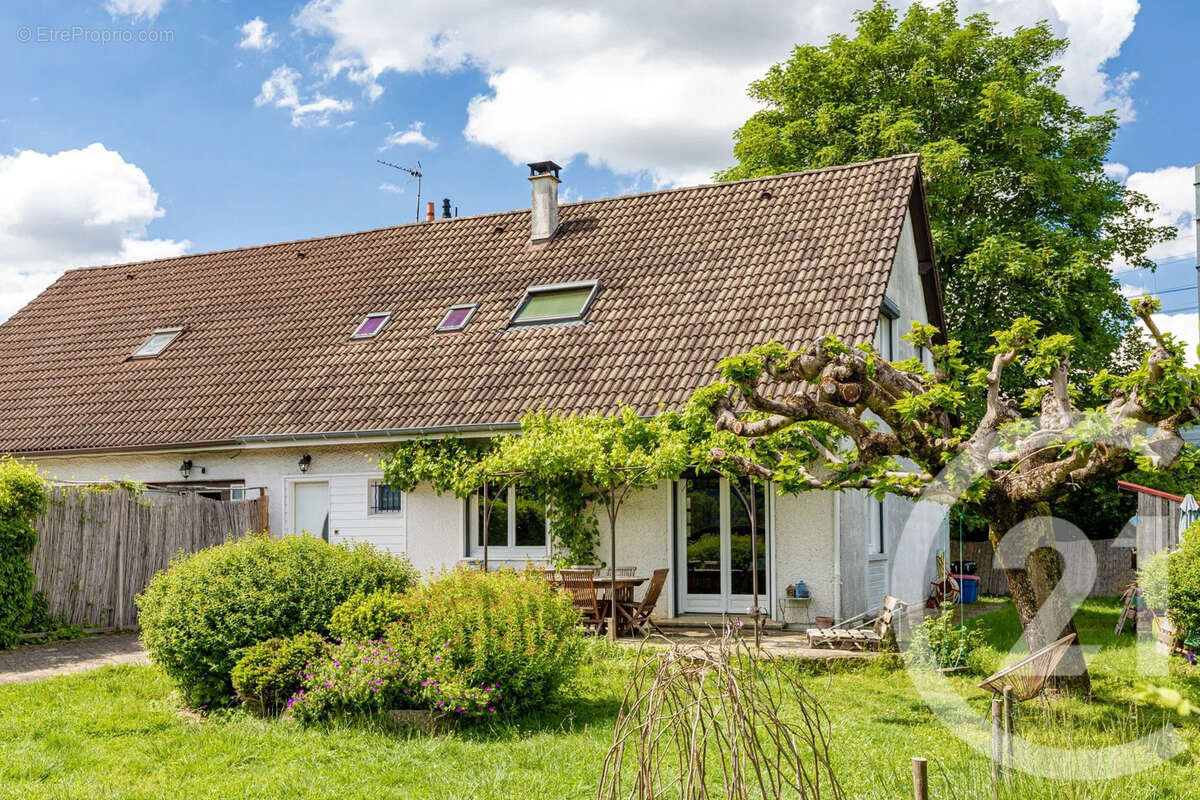 Maison à MOIRANS