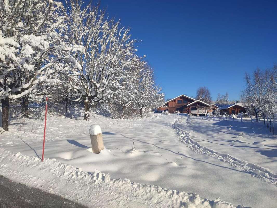 Photo 2 - Terrain à ETIVAL