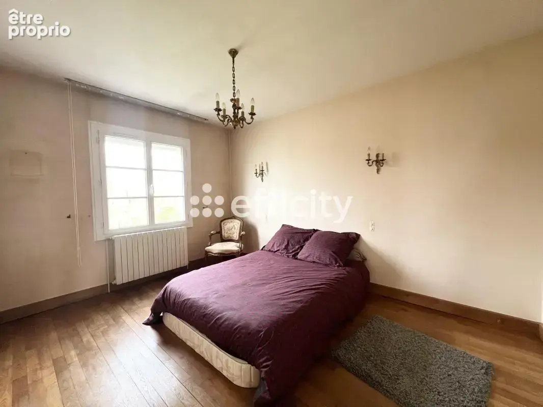 Maison 140 m² à Joue-Les-Tours  - photo 6