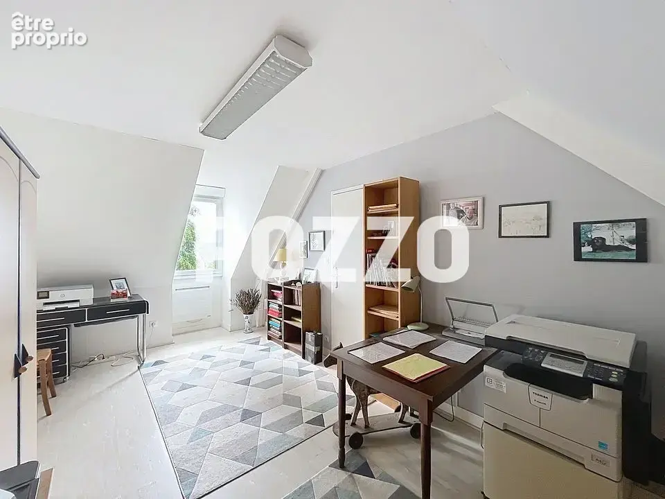Saint-lo maison offrant de belles prestations quartier residentiel et calme - photo 11