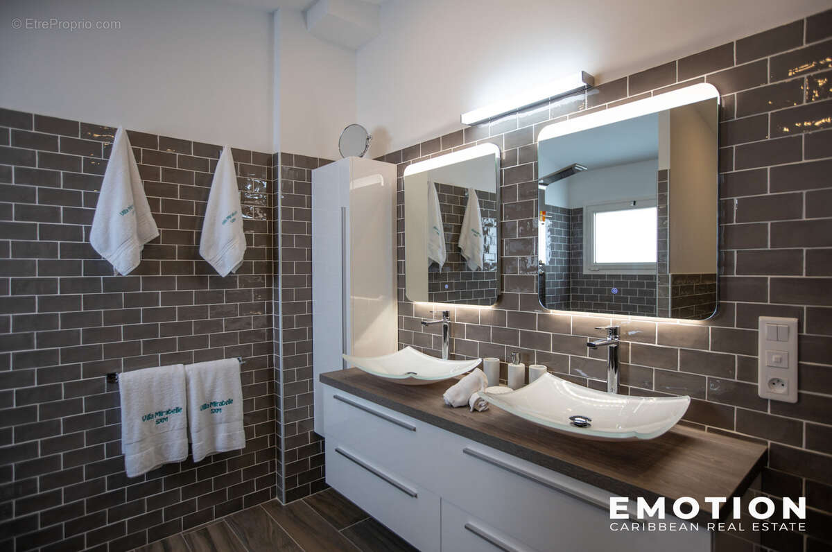 Maison à SAINT-MARTIN