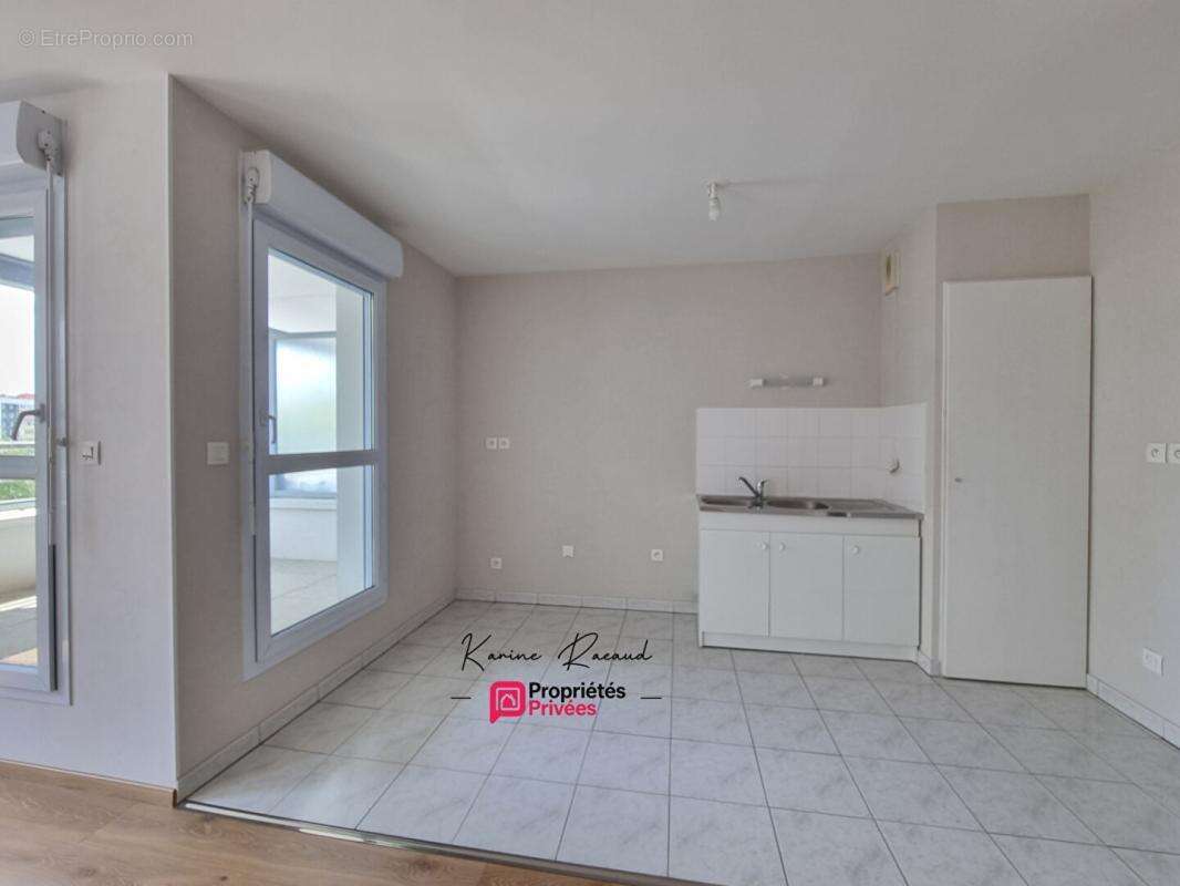 Appartement La Roche Sur Yon 3 pièce(s) 67.45 m2 - photo 3