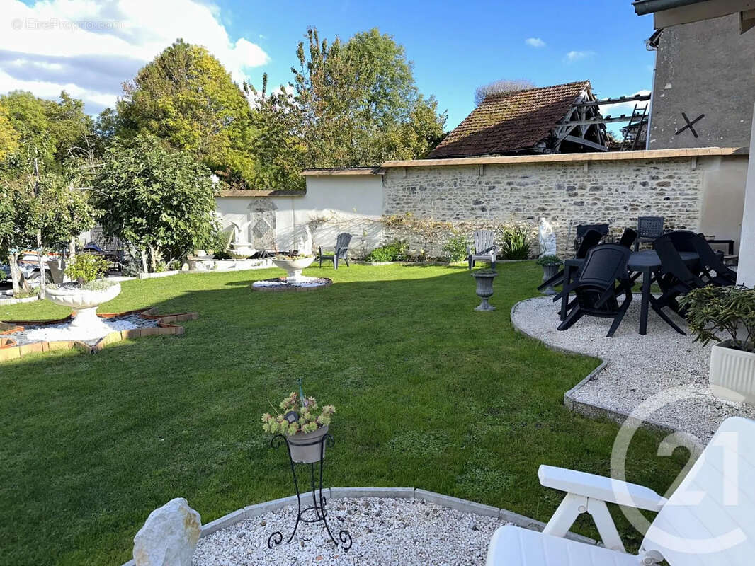 Maison à SURY-ES-BOIS