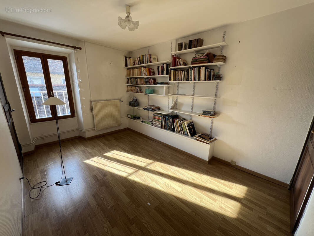 Maison à SAMOIS-SUR-SEINE