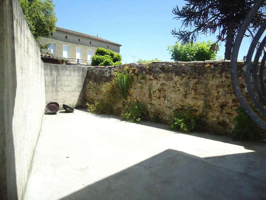 Maison à LA REOLE
