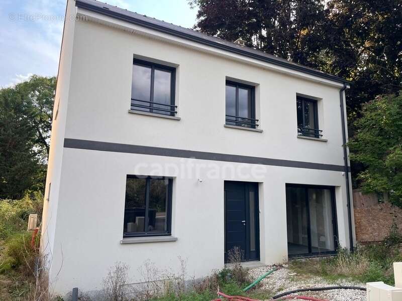 Maison à EAUBONNE