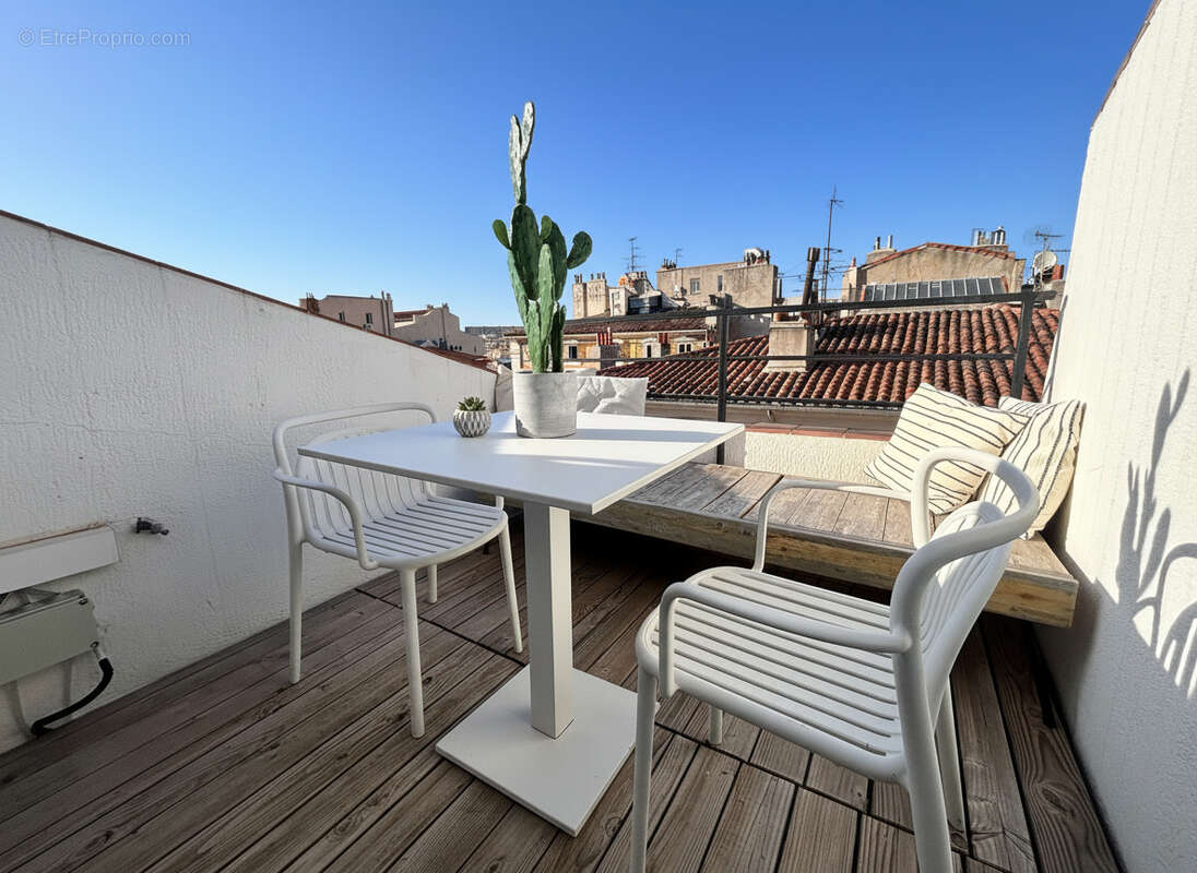 Appartement à MARSEILLE-1E