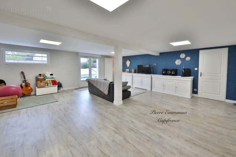 Maison à vendre 10 pièces SAINT AMBREUIL (71) - photo 15