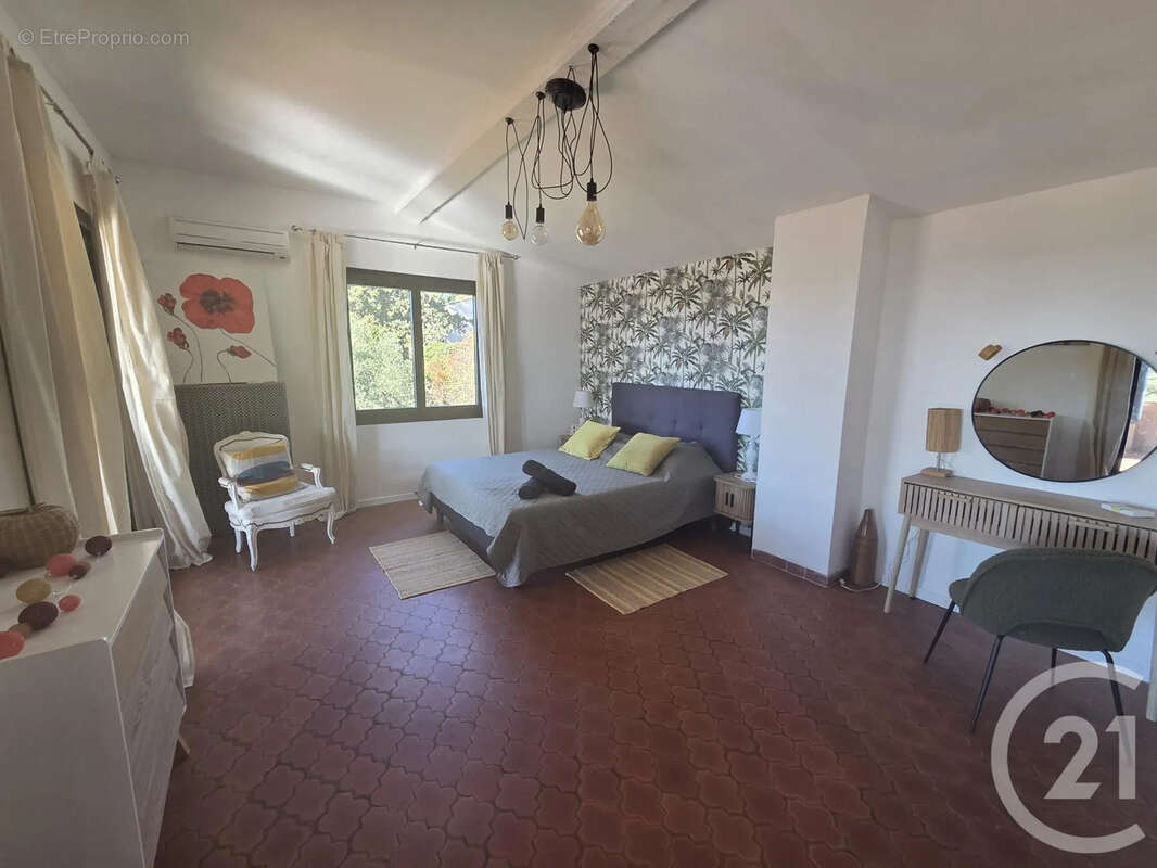 Maison à BIOT
