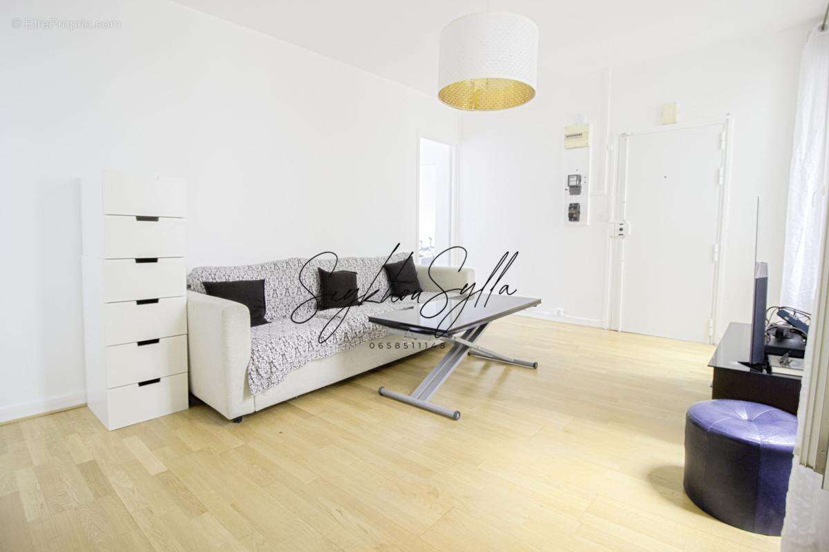 Appartement à PARIS-19E