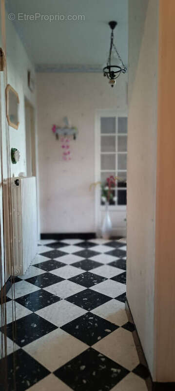 Maison à SAINT-PAVACE