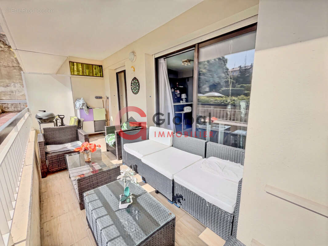 Appartement à MARSEILLE-5E