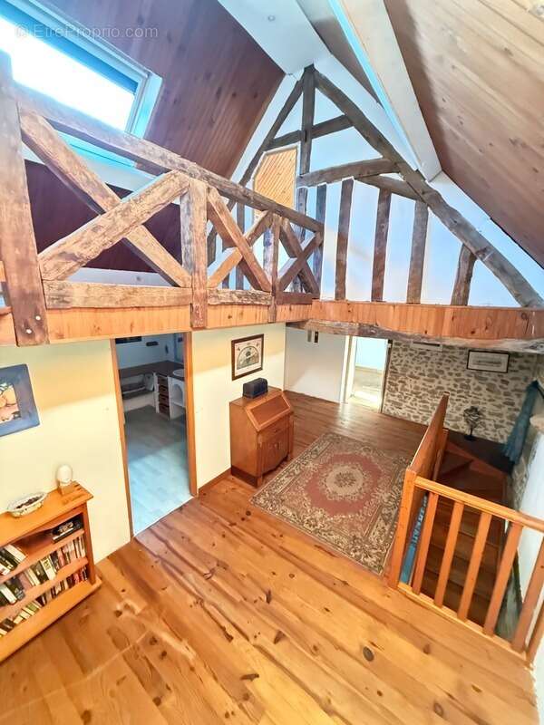 Maison à BUSSIERE-DUNOISE