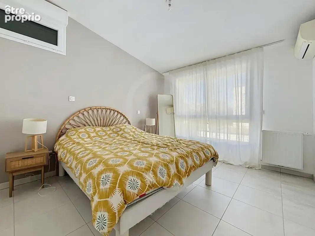 SAINT-JEAN DE VEDAS - DUPLEX de 82 m² avec deux terrasses - photo 8