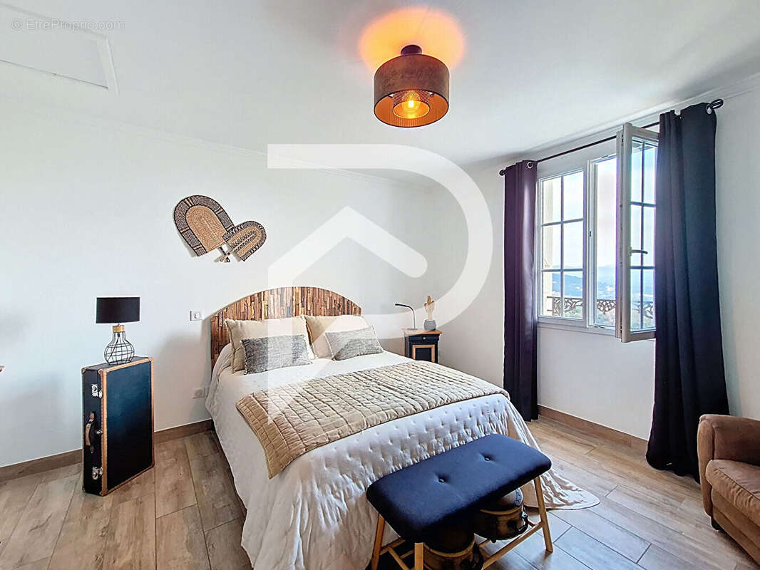 Maison à PIERRELATTE