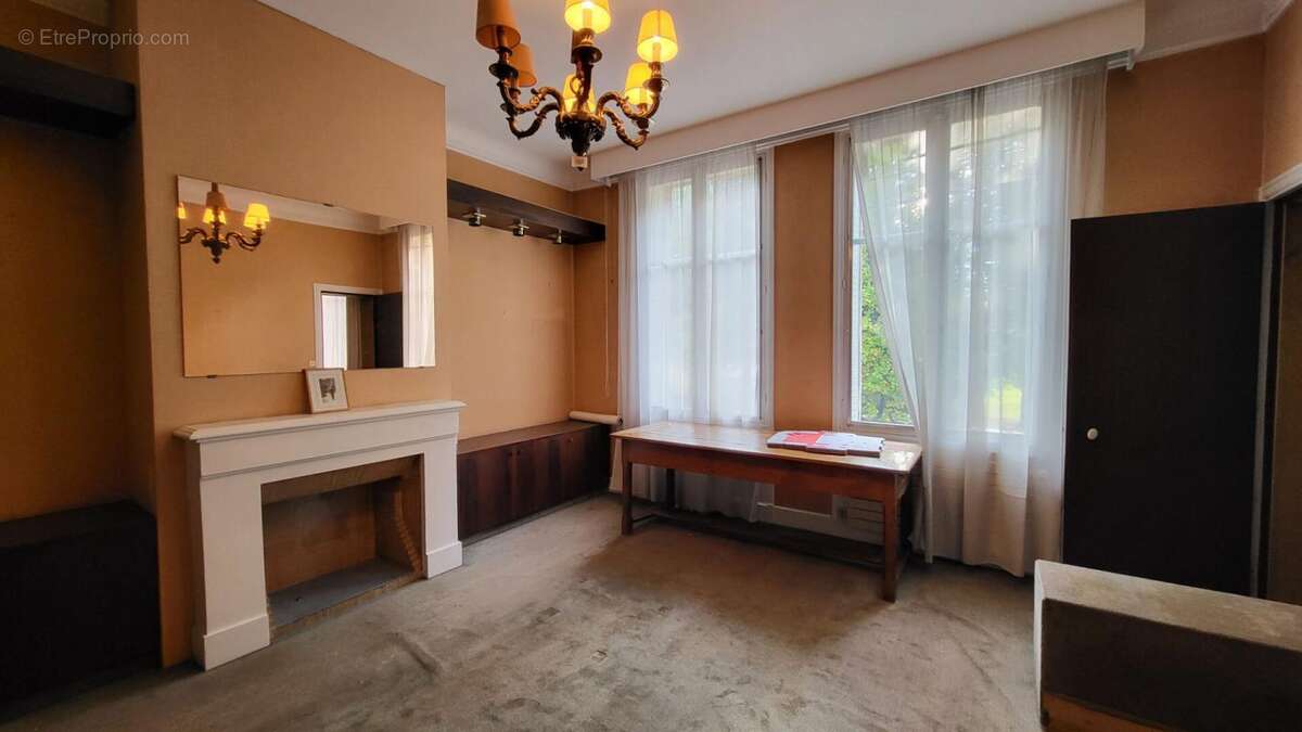 Maison à SAINT-QUENTIN