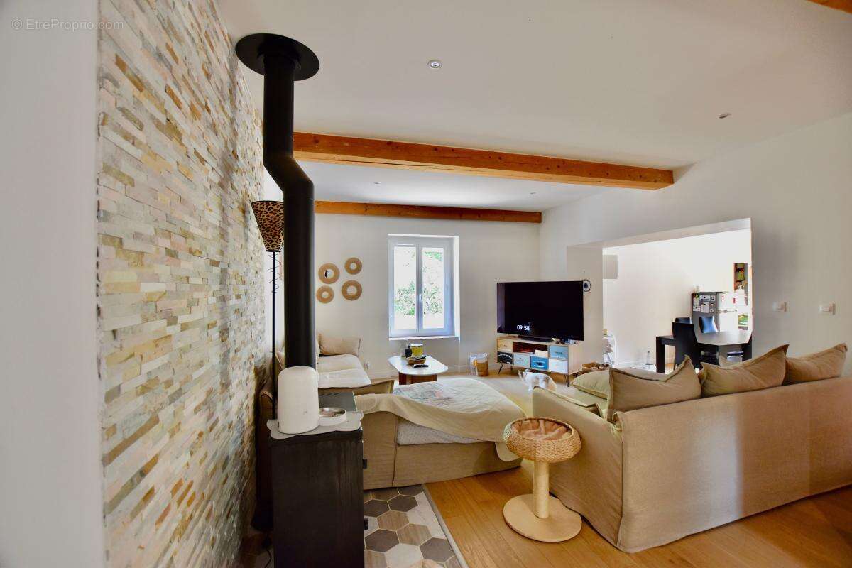 Maison à FRANCHEVILLE