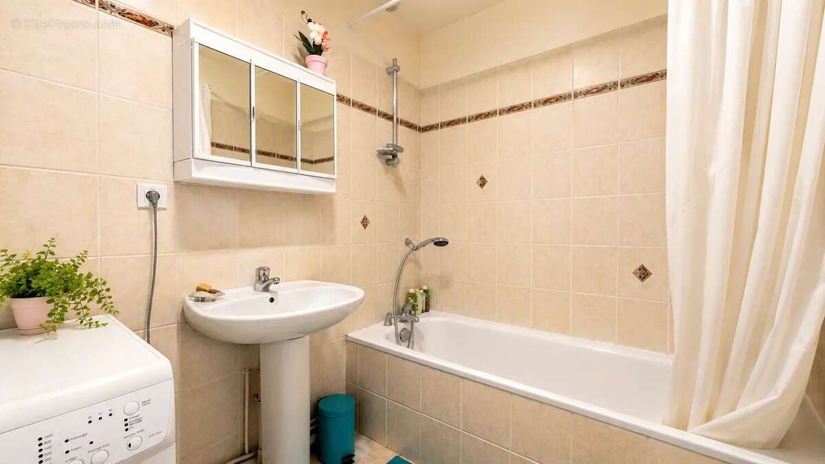 Appartement à EVIAN-LES-BAINS