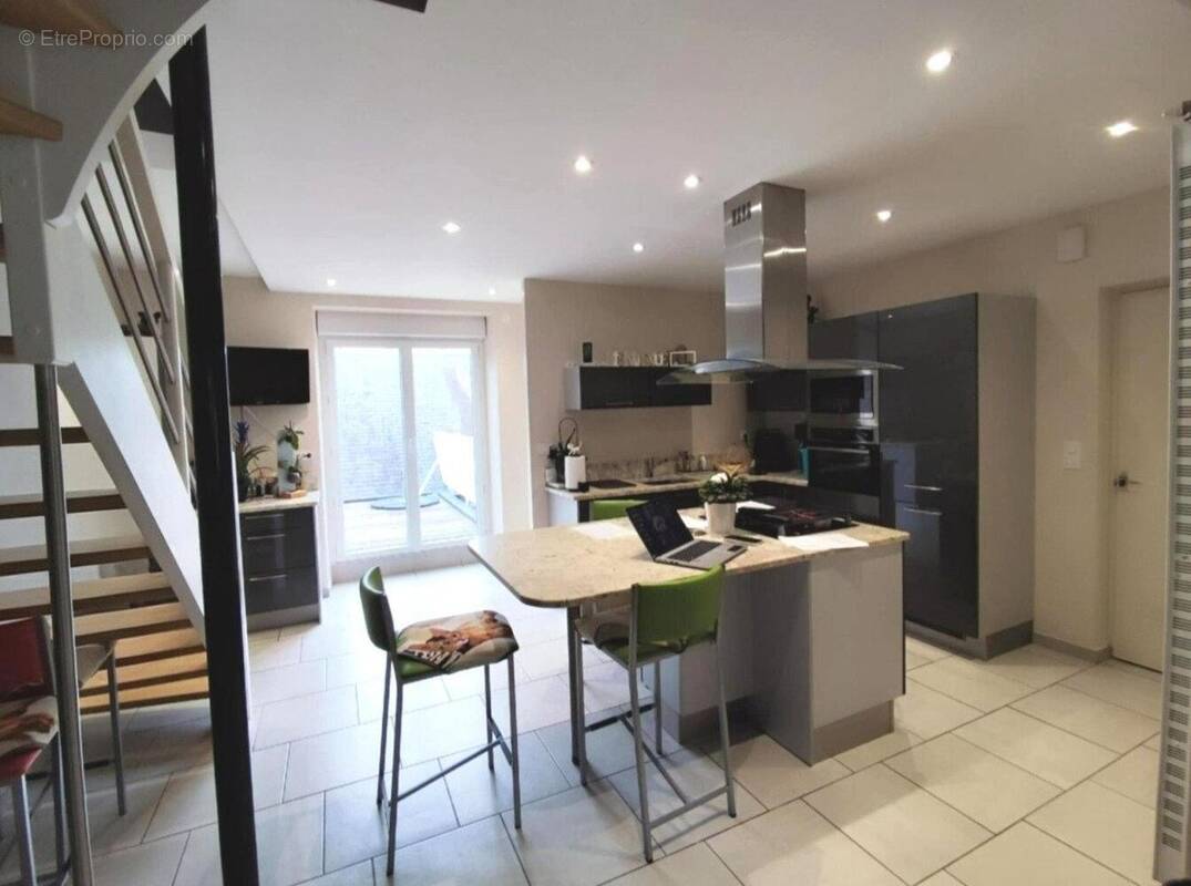 Photo 1 - Appartement à SAINT-HILAIRE-DU-HARCOUET