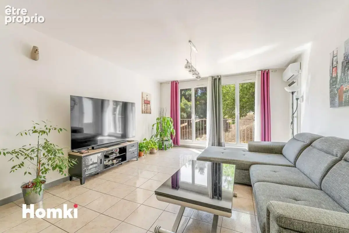 Appartement T3 de 70 m² à Marseille 13010, Chemin la Valbarelle À Saint-Marcel - photo 6