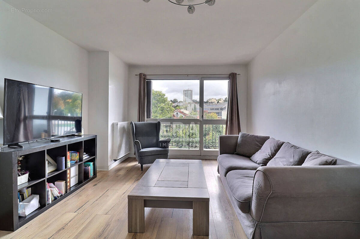 Appartement à RUEIL-MALMAISON