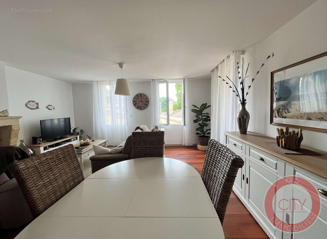Appartement à BORDEAUX