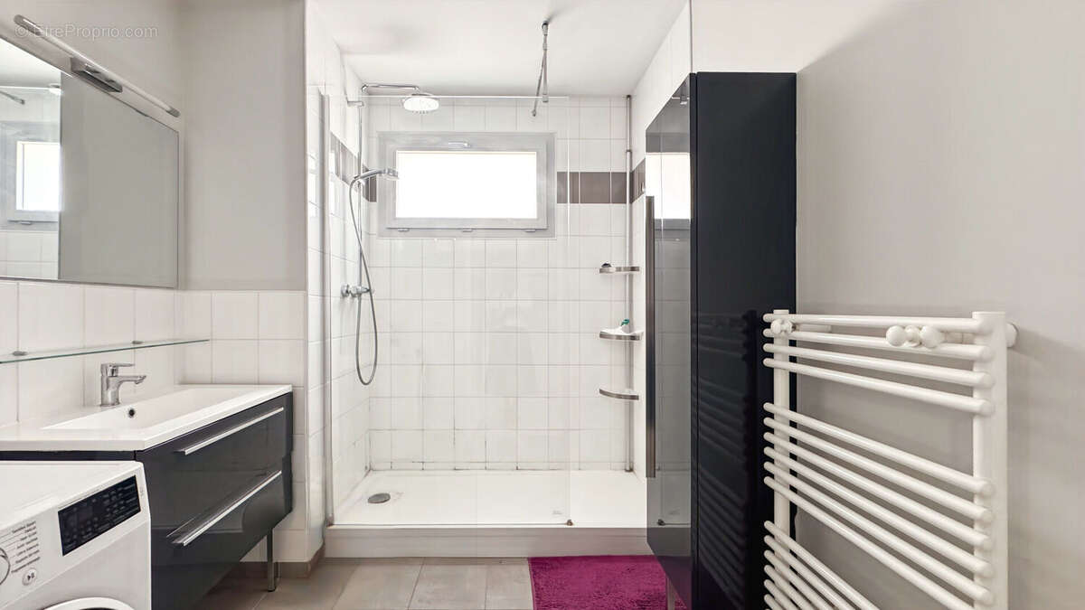 Appartement à COQUELLES