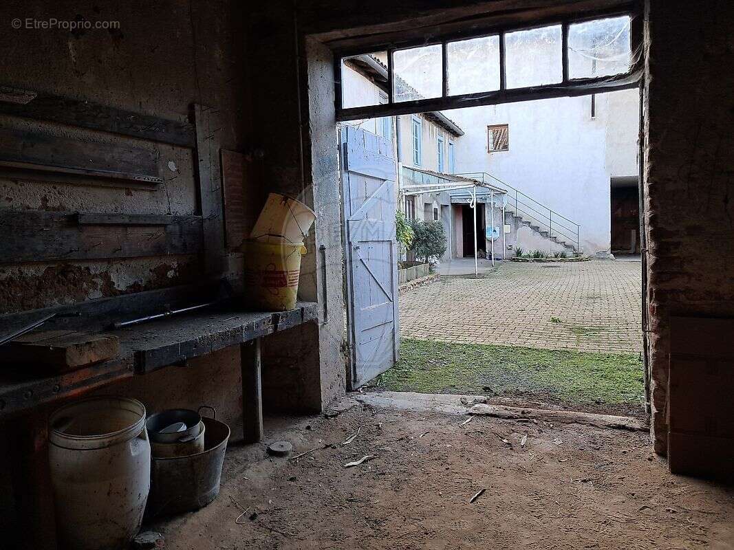 Maison à SAINT-GEORGES-DE-RENEINS