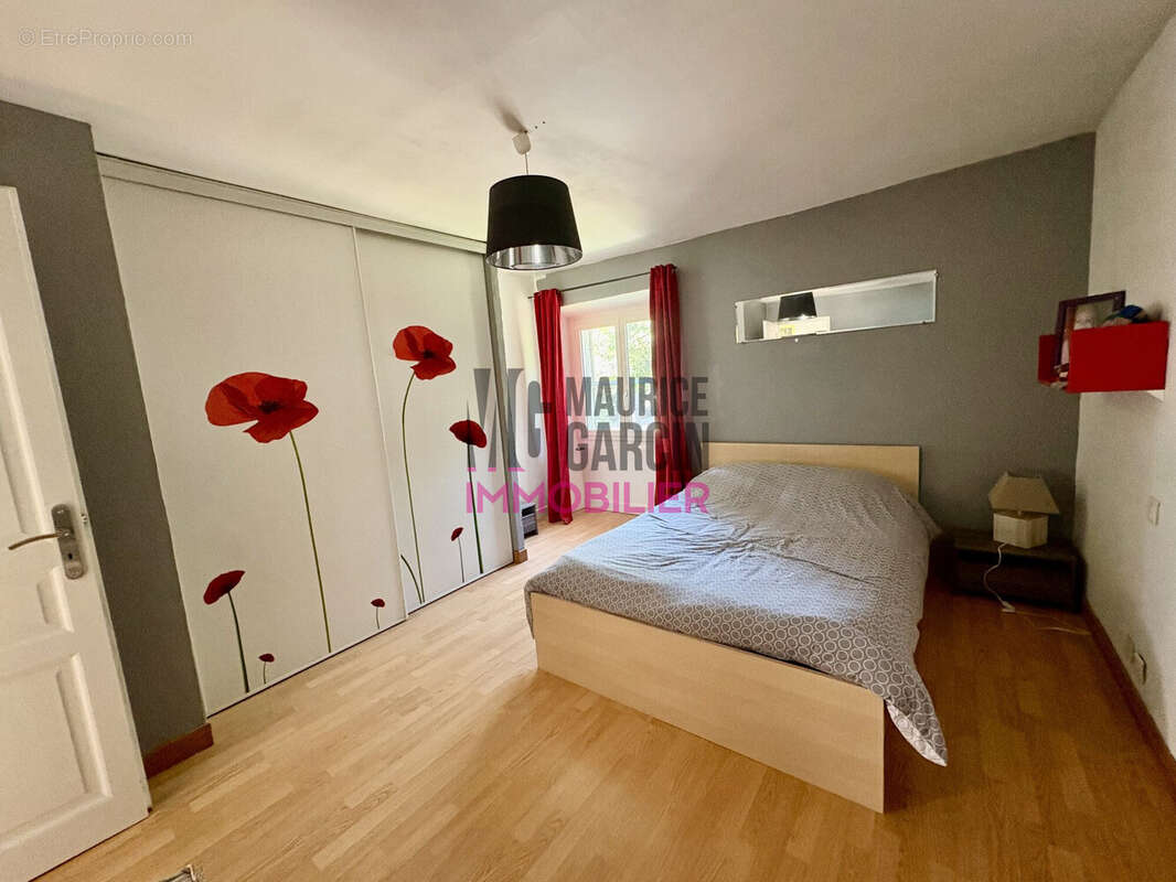 Maison 218 m² à Chateaurenard  - photo 7