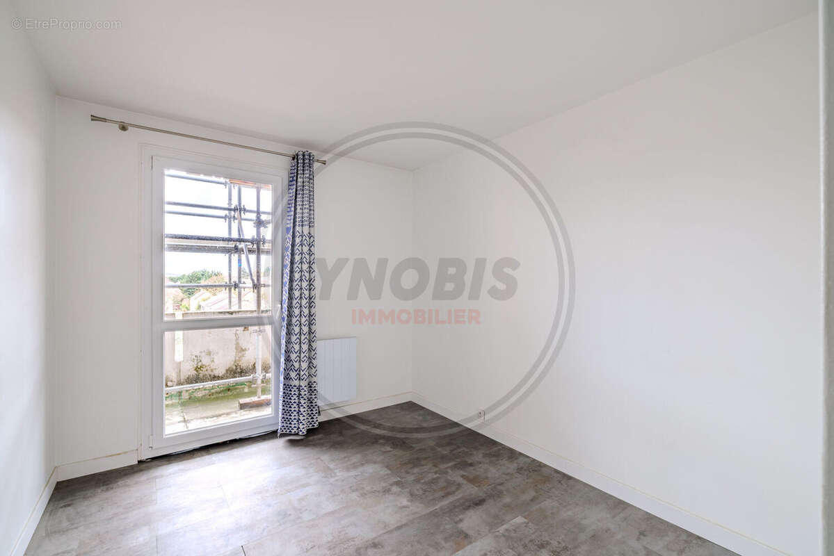 Appartement à LES MUREAUX