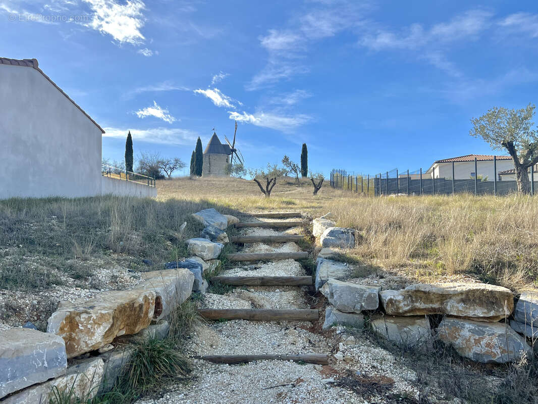 Terrain à LA CALMETTE