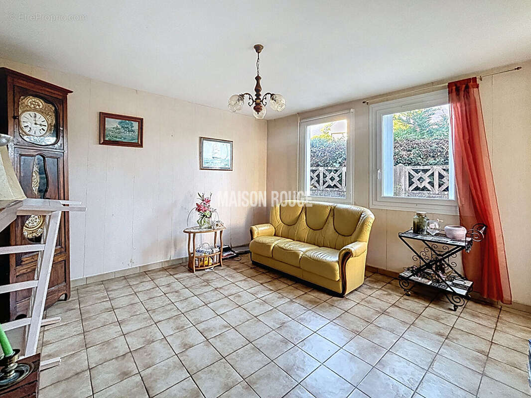 Maison à PLOUER-SUR-RANCE