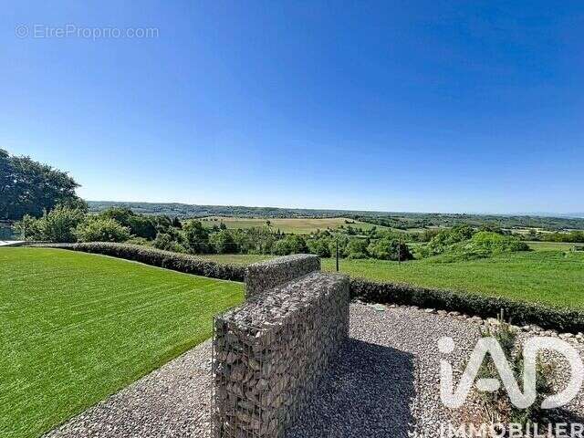 Photo 4 - Maison à SAINT-JUST-CHALEYSSIN