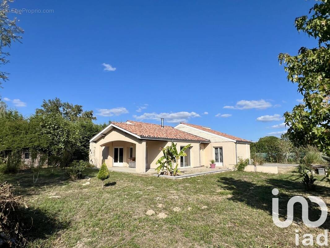 Photo 1 - Maison à IZON