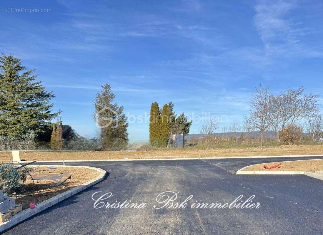 Terrain à LA BRILLANNE