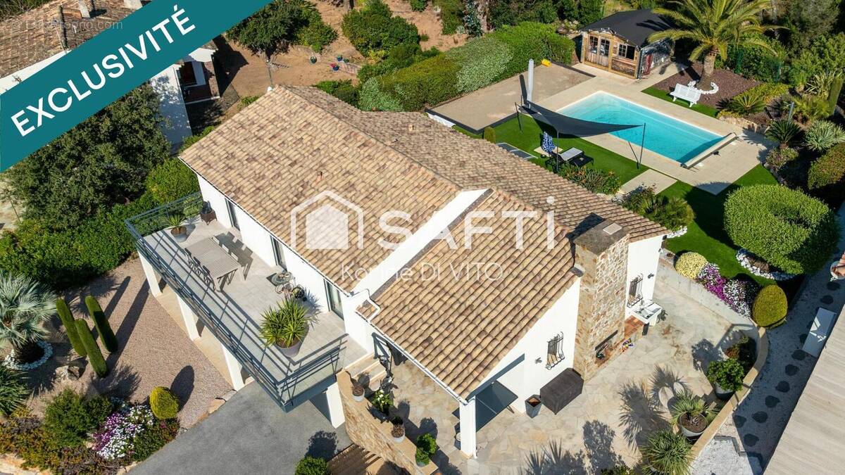 Photo 1 - Maison à FREJUS