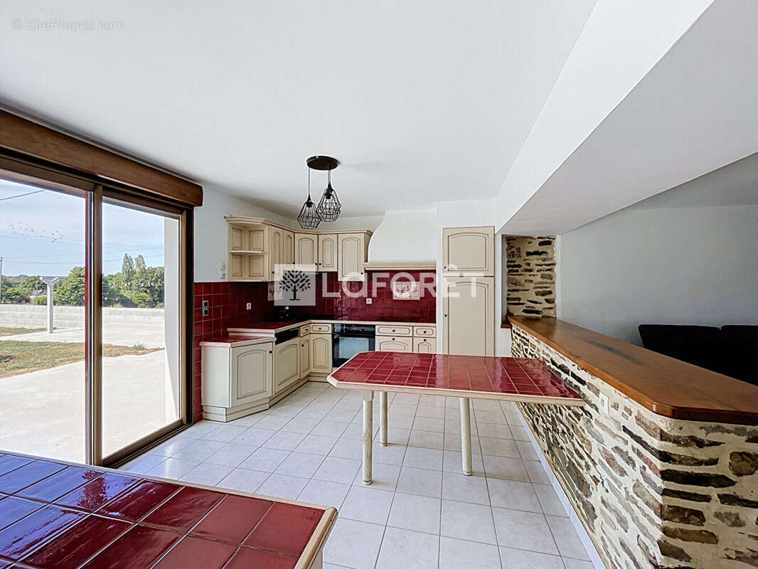 Maison Avessac 6 pièce(s) 145 m2 - photo 2