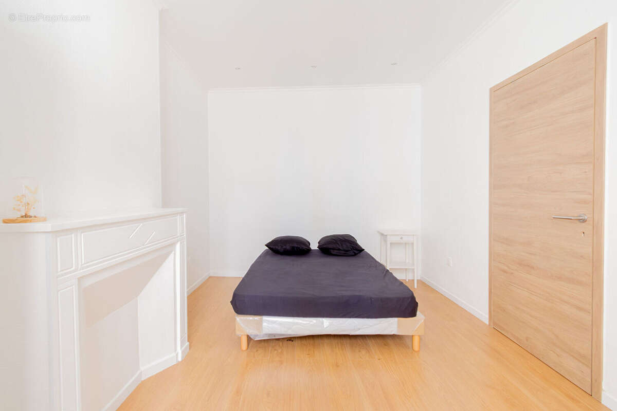 Appartement à MARSEILLE-2E