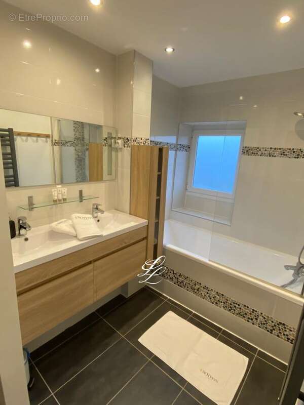 Appartement 110 m² à Le Mans  - photo 57