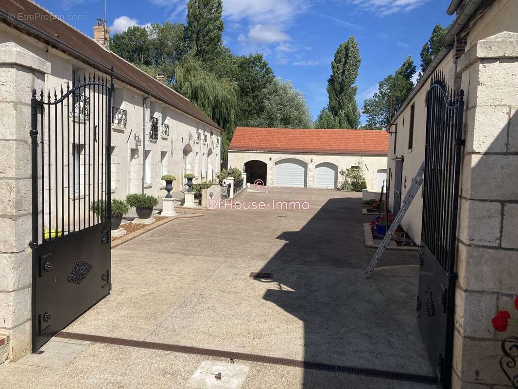 Maison à PREFONTAINES