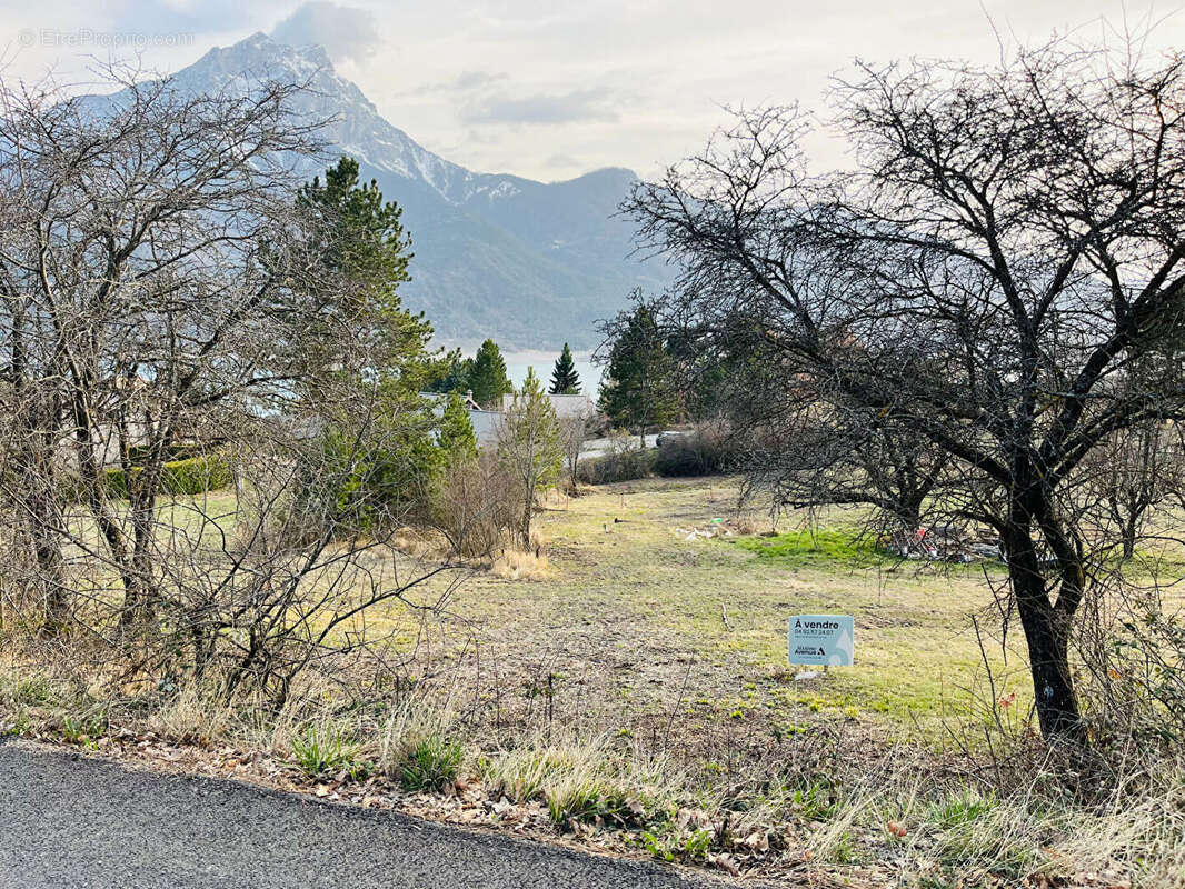 Terrain à SAVINES-LE-LAC