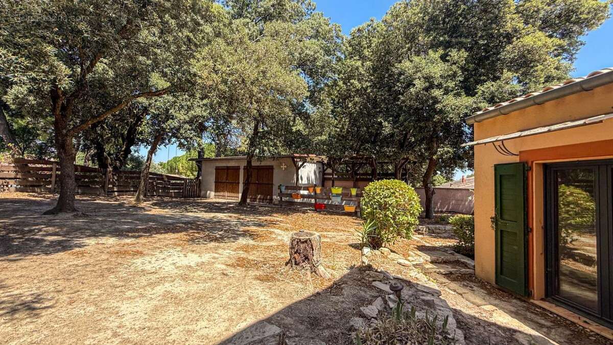 Villa d'architecte - Vue panoramique sur les Pyrénées - Carcassonne, quartier de l'Orée d'Auriac - photo 18