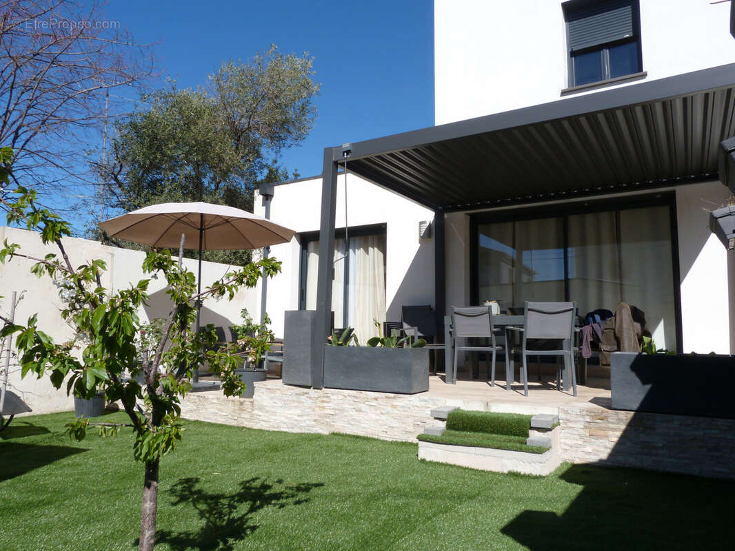 Maison à NIMES