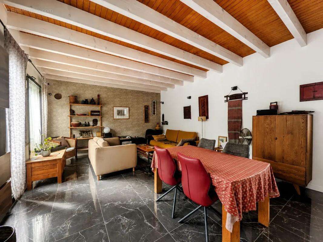 Maison de 5 pièces de 123 m² à Cugand - photo 5