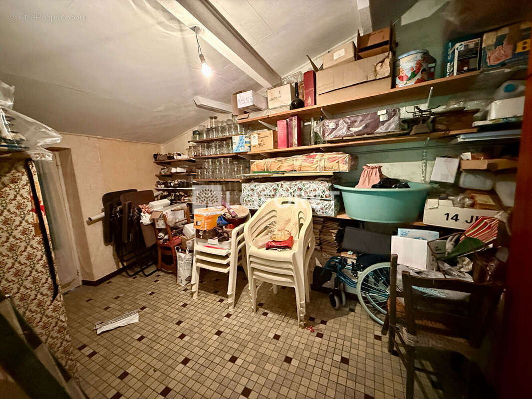 Maison à SAINTE-CROIX-DU-MONT