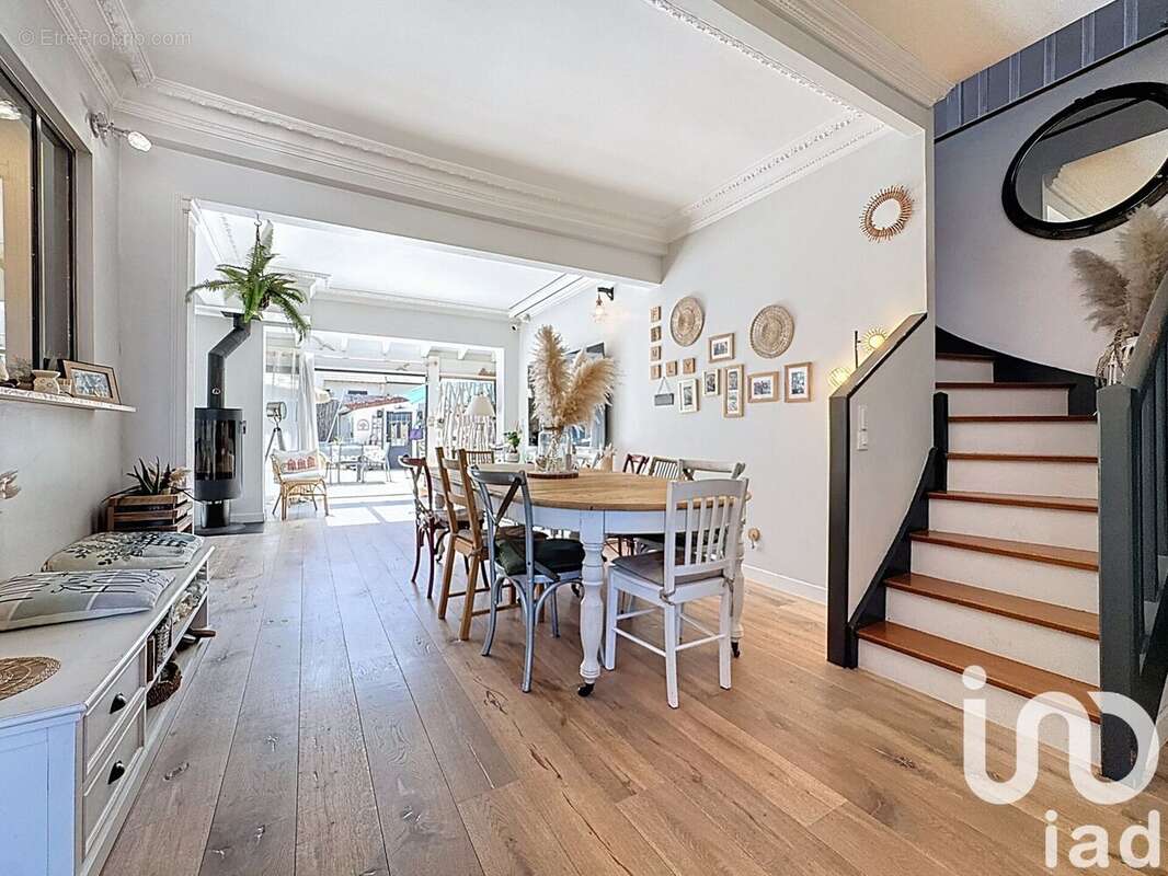 Photo 4 - Maison à MORANGIS