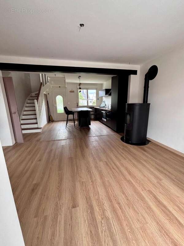 Maison 95 m² à Saint-Martin-Des-Champs  - photo 4