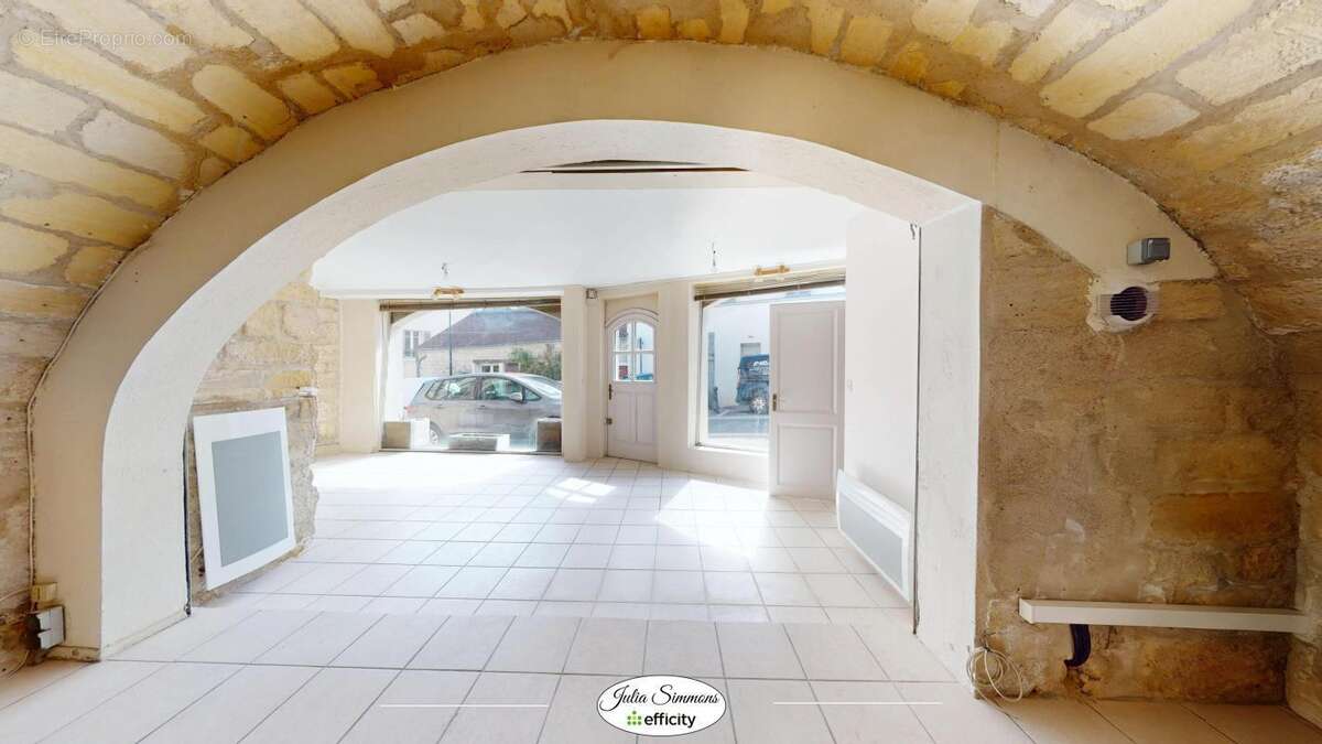 Commerce à CARRIERES-SUR-SEINE