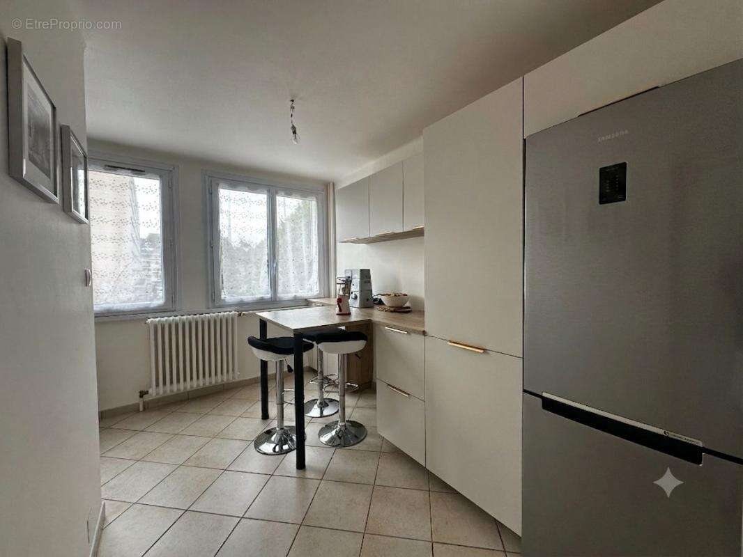 À Vendre en Exclusivité ! ANNECY - Appartement 3 pièces proche du Lac - photo 4